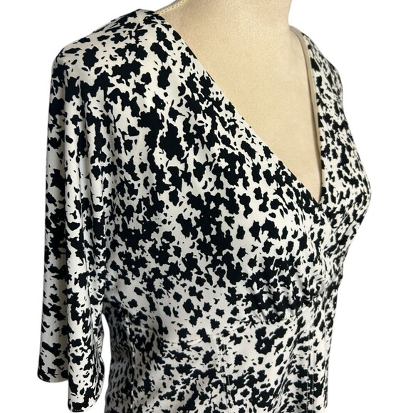 WHBM Matte Jersey Kimono Wrap V Neck Lined Printed  Casual Stretch Top Sz L - Picture 4 of 10